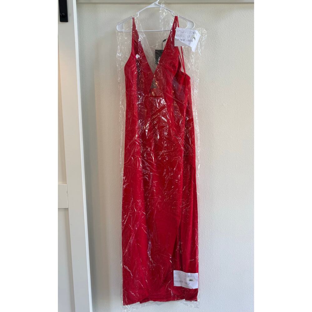 IEENA for Mac Duggal NWT size 12 8 Red Column Sleeveless Gown 27434 - Picture 3 of 13